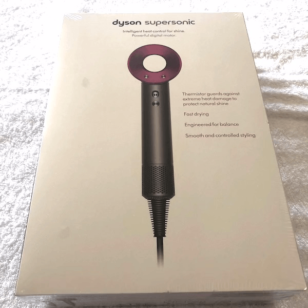 Dyson supersonic sales hair dryer box